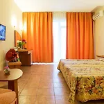 Ljuljak Hotell Golden Sands