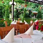 Ljuljak Hotel