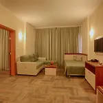 Ljuljak Hotel