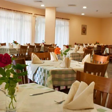 Ljuljak Golden Sands