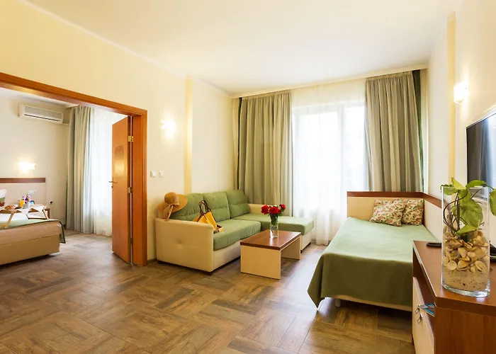 Ljuljak 3* Złote Piaski