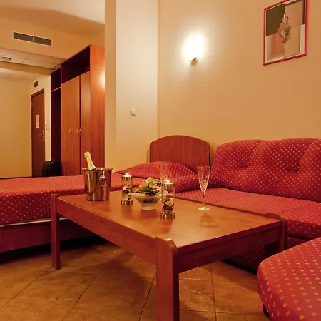 Ljuljak Hotel