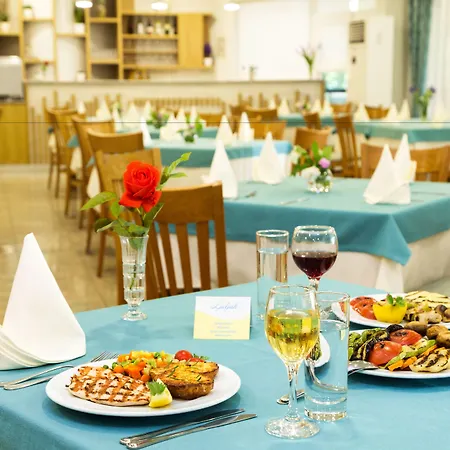 Hotel Ljuljak Złote Piaski