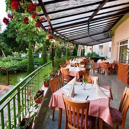 Ljuljak Hotel