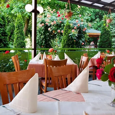 Ljuljak Hotel