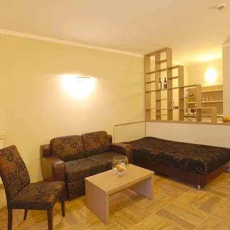 Ljuljak Hotel
