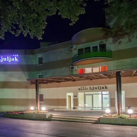 Ljuljak 3* Goldstrand