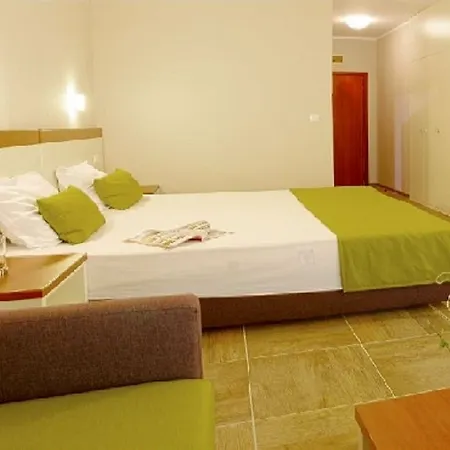 Ljuljak Hotel