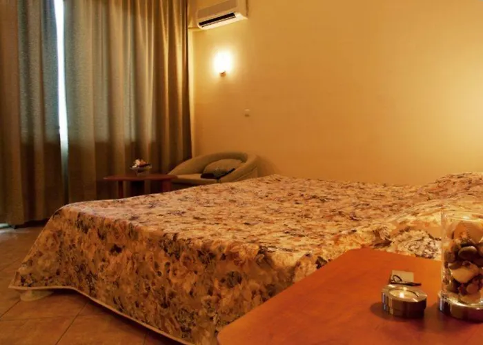 ホテル Ljuljak 3*